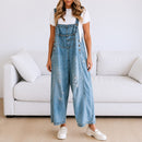 Macacão Janiele™ com Denim Vintage e Corte Amplo / Um Visual Que Nunca Sai de Moda